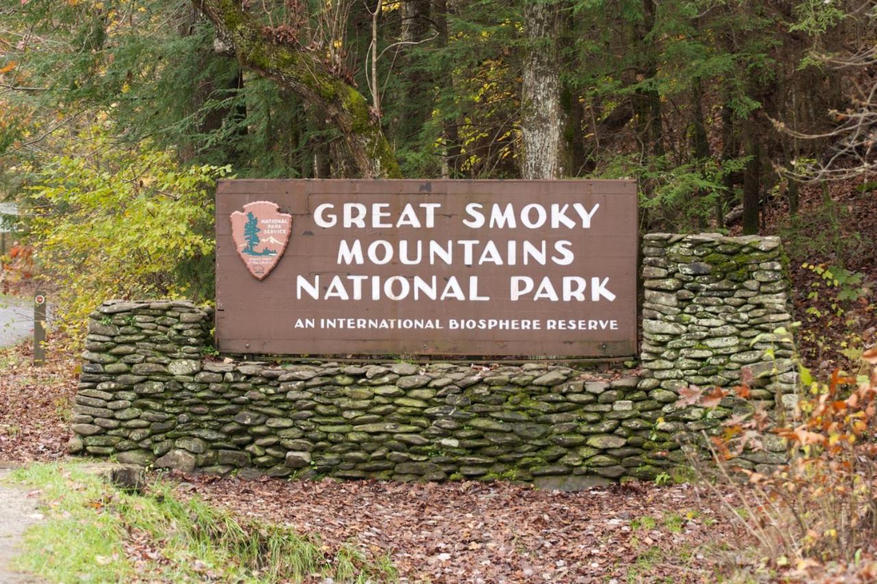 Her Majesty'S Way, Awesome Mtn Views, 1089 Free Tickets Each Paid Day, Dollywood And More Гатлинбург Экстерьер фото