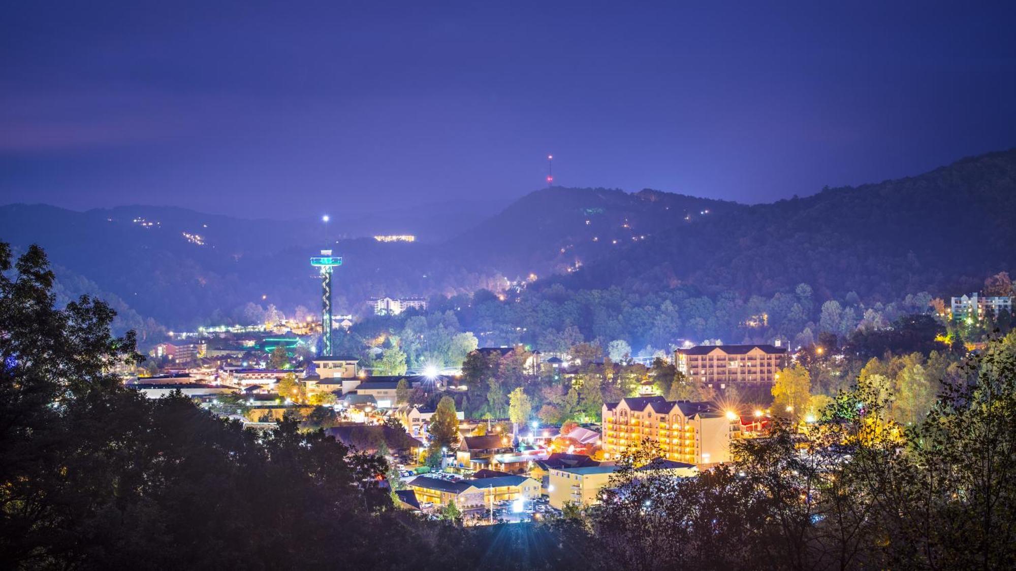 Her Majesty'S Way, Awesome Mtn Views, 1089 Free Tickets Each Paid Day, Dollywood And More Гатлинбург Экстерьер фото